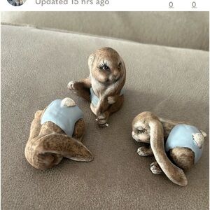 3pc bunny trio figurines  2” 1991 looks like fur but ceramic signed BB